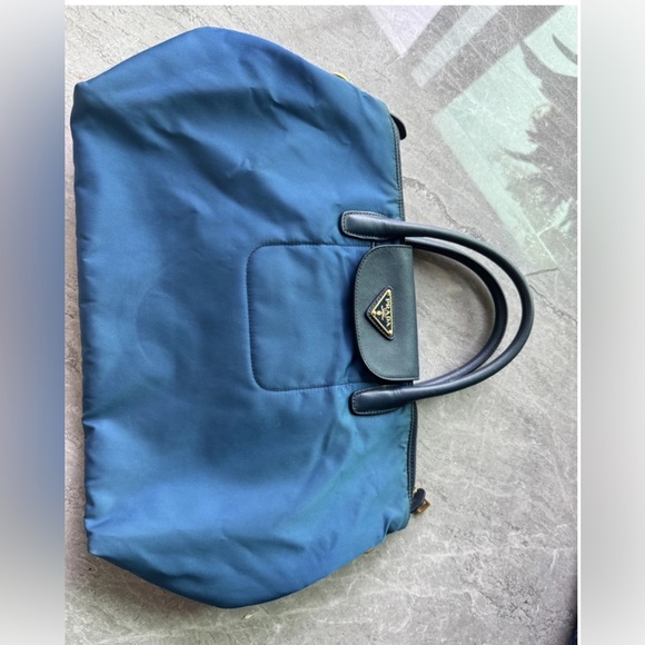 PRADA BAG - Picture 4 of 14